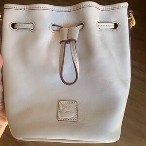 Like New Dooney & Bourke Crossbody Florentine Leather Small Drawstring